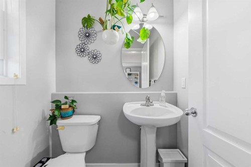 247 Cranberry Place Se, Calgary, AB 
