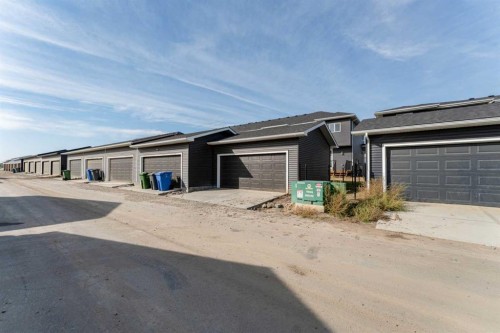 385 Waterford Boulevard, Chestermere, AB 