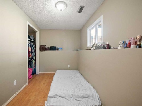 36 Castlebrook Rise Ne, Calgary, AB 