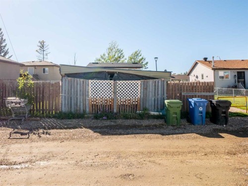 36 Castlebrook Rise Ne, Calgary, AB 