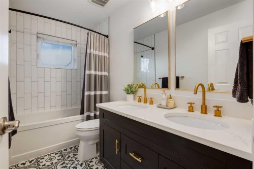 12164 Lake Michigan Road Se, Calgary, AB 