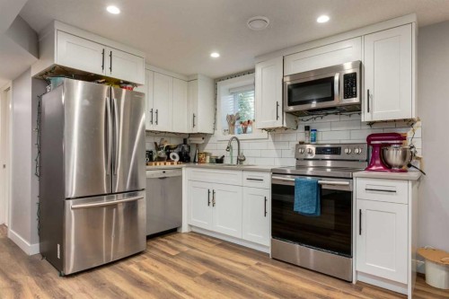 12164 Lake Michigan Road Se, Calgary, AB 