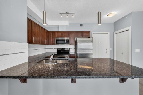 2405-604 East Lake Boulevard Ne, Airdrie, AB 