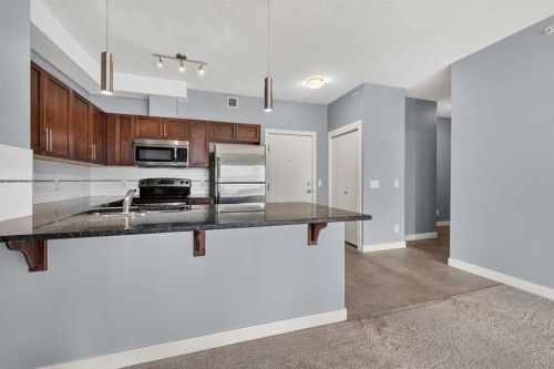 2405-604 East Lake Boulevard Ne, Airdrie, AB 