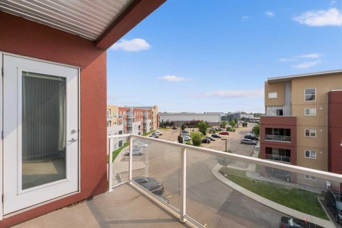 2405-604 East Lake Boulevard Ne, Airdrie, AB 