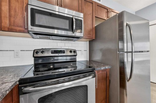 2405-604 East Lake Boulevard Ne, Airdrie, AB 