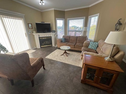 303-1902 23 Street, Didsbury, AB 