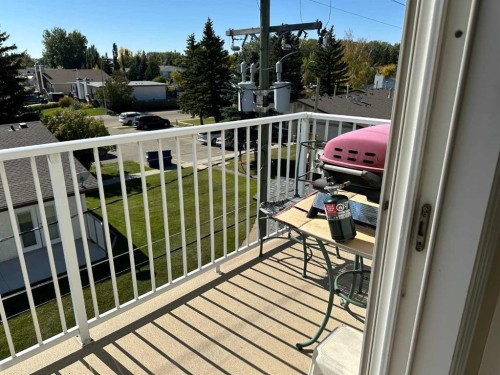 303-1902 23 Street, Didsbury, AB 