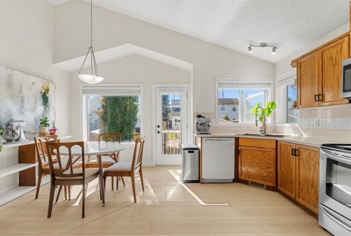 9878 Hidden Valley Drive Nw, Calgary, AB 