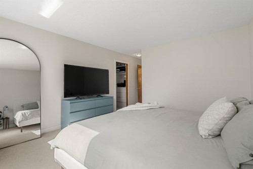 9878 Hidden Valley Drive Nw, Calgary, AB 