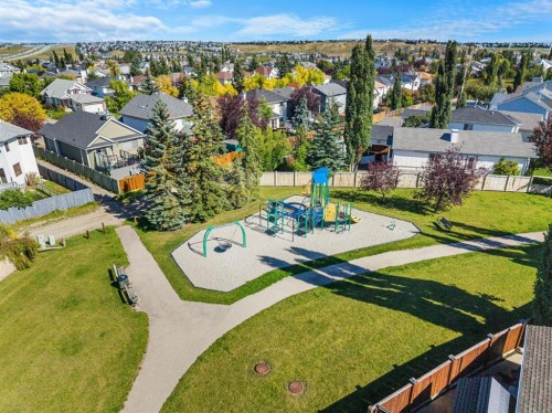 9878 Hidden Valley Drive Nw, Calgary, AB 