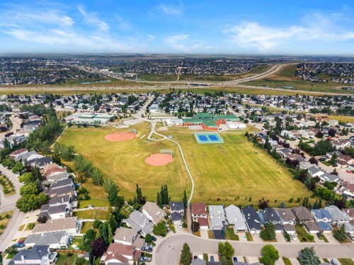9878 Hidden Valley Drive Nw, Calgary, AB 