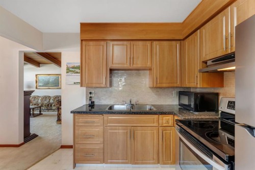 9524 3 Street Se, Calgary, AB 