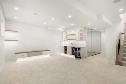 2811 35 Street Sw, Calgary, AB 