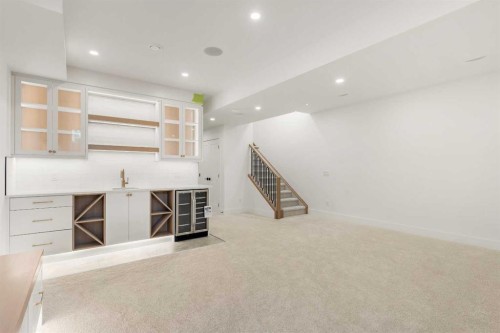 2811 35 Street Sw, Calgary, AB 