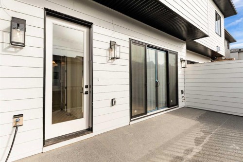 2811 35 Street Sw, Calgary, AB 