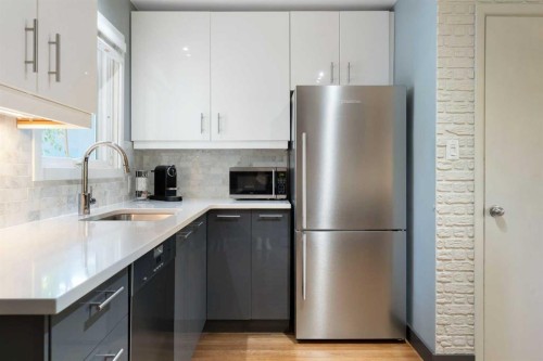 1 Kelwood Place Sw, Calgary, AB 