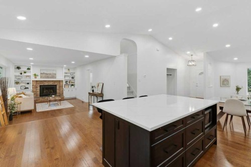 128 Sunvista Close Se, Calgary, AB 