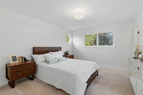 128 Sunvista Close Se, Calgary, AB 