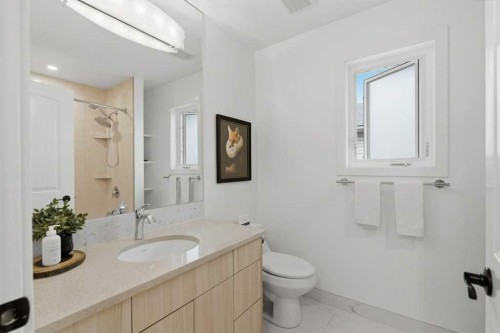 128 Sunvista Close Se, Calgary, AB 