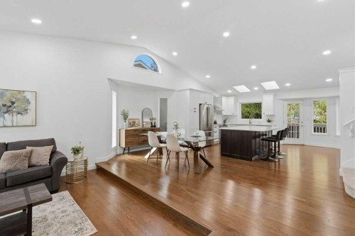 128 Sunvista Close Se, Calgary, AB 