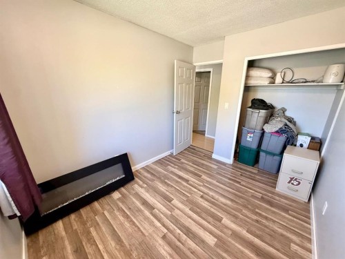 921 Ellis Crescent Se, High River, AB 