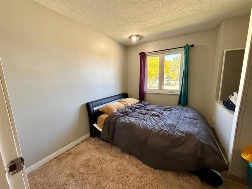 921 Ellis Crescent Se, High River, AB 