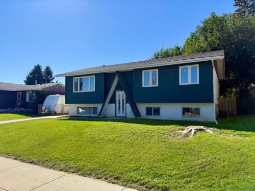 921 Ellis Crescent Se, High River, AB 