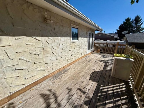 921 Ellis Crescent Se, High River, AB 