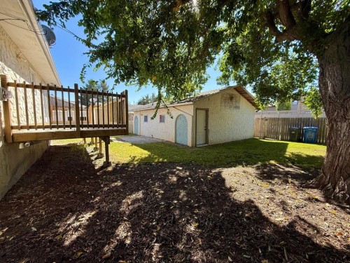 921 Ellis Crescent Se, High River, AB 