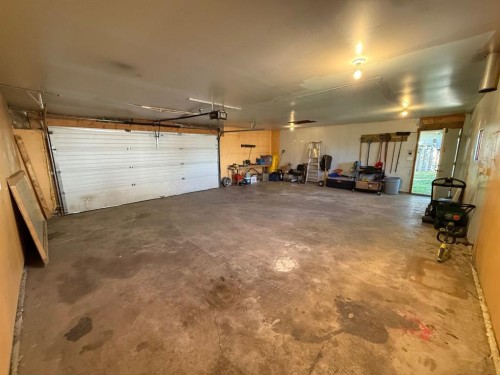 921 Ellis Crescent Se, High River, AB 