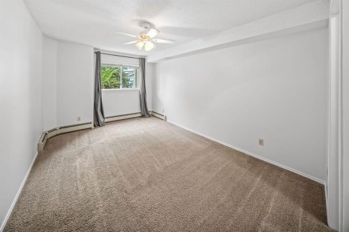 201-2211 29 Street Sw, Calgary, AB 