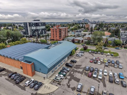 201-2211 29 Street Sw, Calgary, AB 