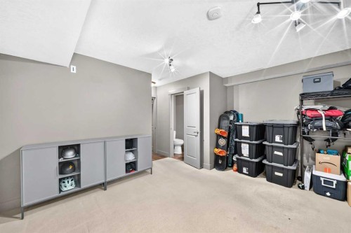 2315 1 Street Ne, Calgary, AB 