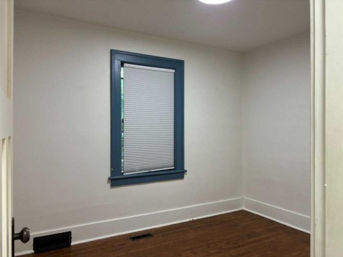 132 7 Avenue Ne, Calgary, AB 