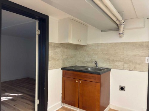 132 7 Avenue Ne, Calgary, AB 