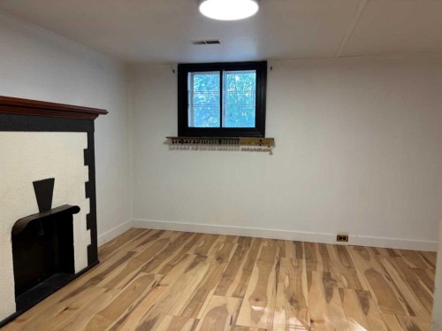 132 7 Avenue Ne, Calgary, AB 