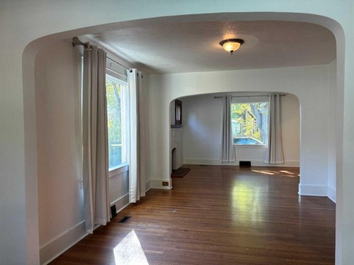 132 7 Avenue Ne, Calgary, AB 