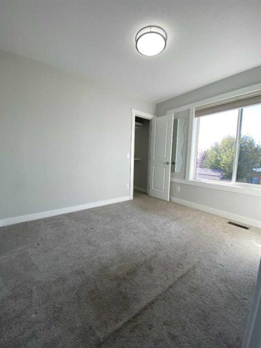 92 Covington Court Ne, Calgary, AB 
