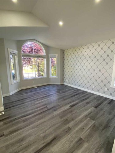 92 Covington Court Ne, Calgary, AB 