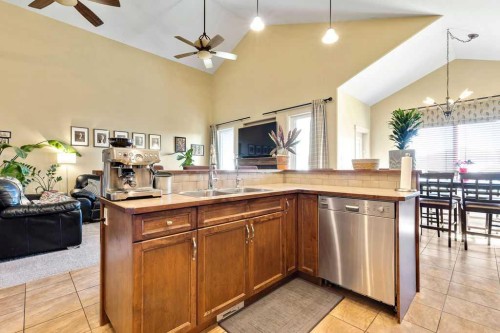 17 Dain Place Nw, Langdon, AB 