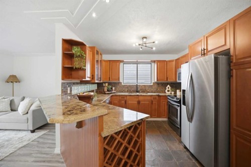1004 Mckinnon Drive Ne, Calgary, AB 