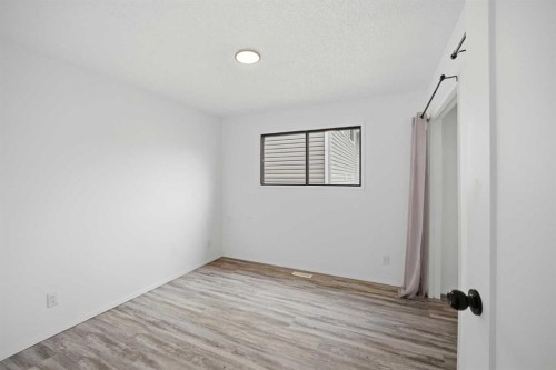 1004 Mckinnon Drive Ne, Calgary, AB 