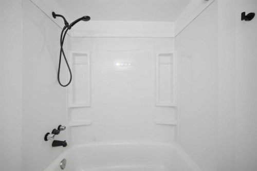 1004 Mckinnon Drive Ne, Calgary, AB 