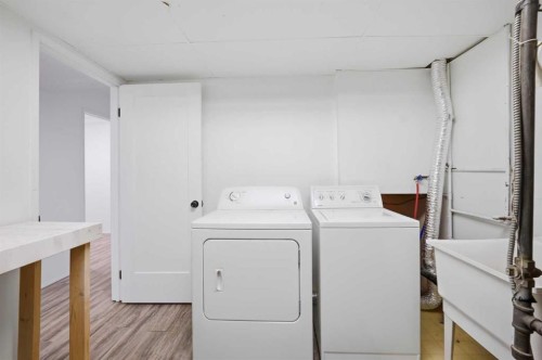 1004 Mckinnon Drive Ne, Calgary, AB 