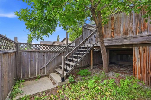 1004 Mckinnon Drive Ne, Calgary, AB 