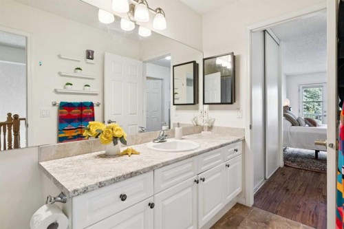 44 Inglewood Landing Se, Calgary, AB 