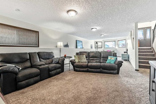 142 Westview Drive, Nanton, AB 