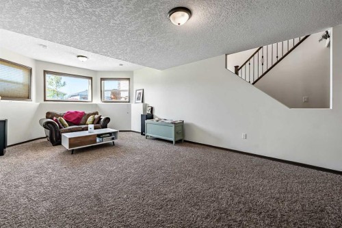 142 Westview Drive, Nanton, AB 