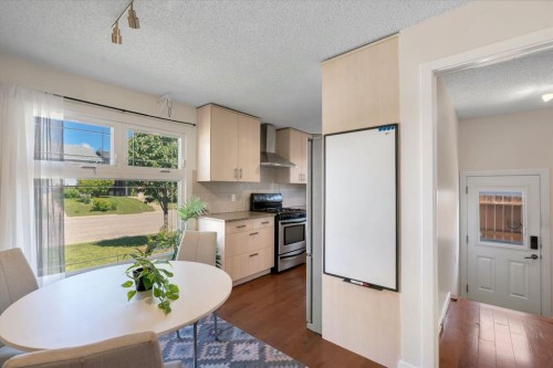24 Shawcliffe Road Sw, Calgary, AB 
